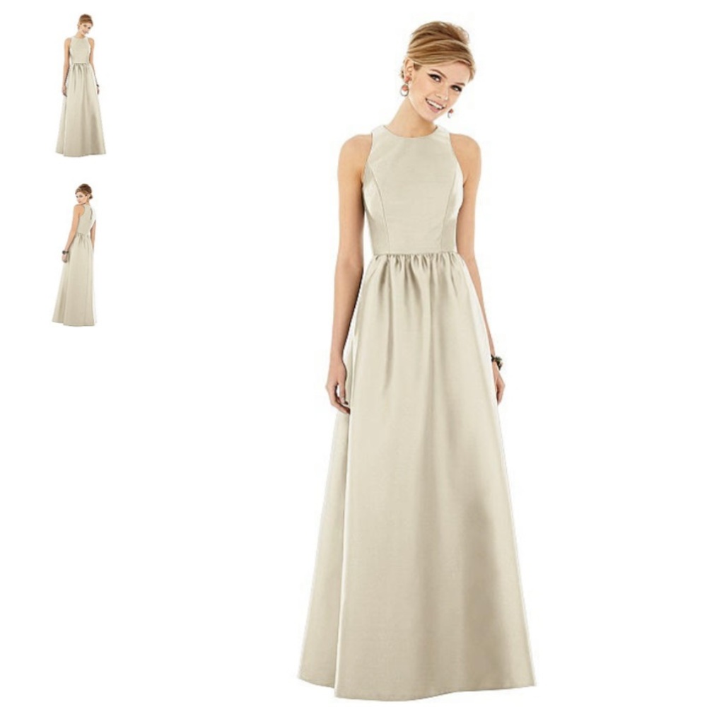 ALFRED SUNG Gold Sleeveless Gown
